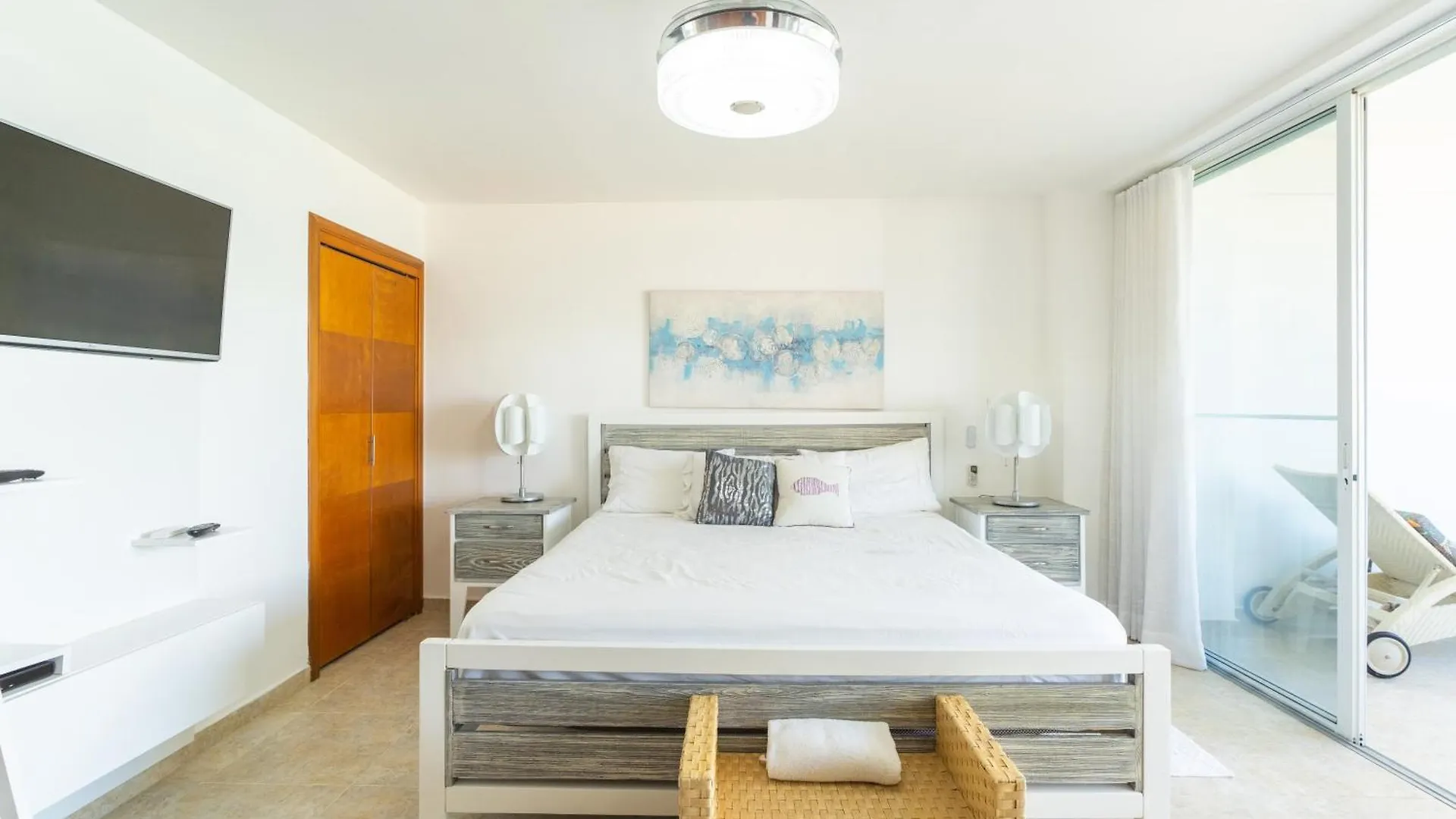 Luxe Beachfront Retreat With Pool, Gym & Private Beach Villa Del Mar Apartment