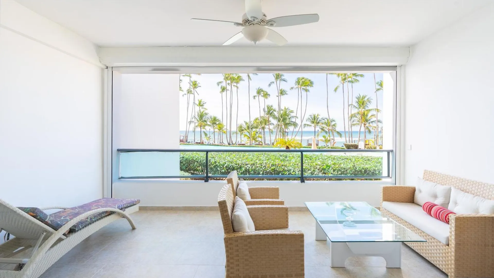 Apartment Luxe Beachfront Retreat With Pool, Gym & Private Beach Villa Del Mar