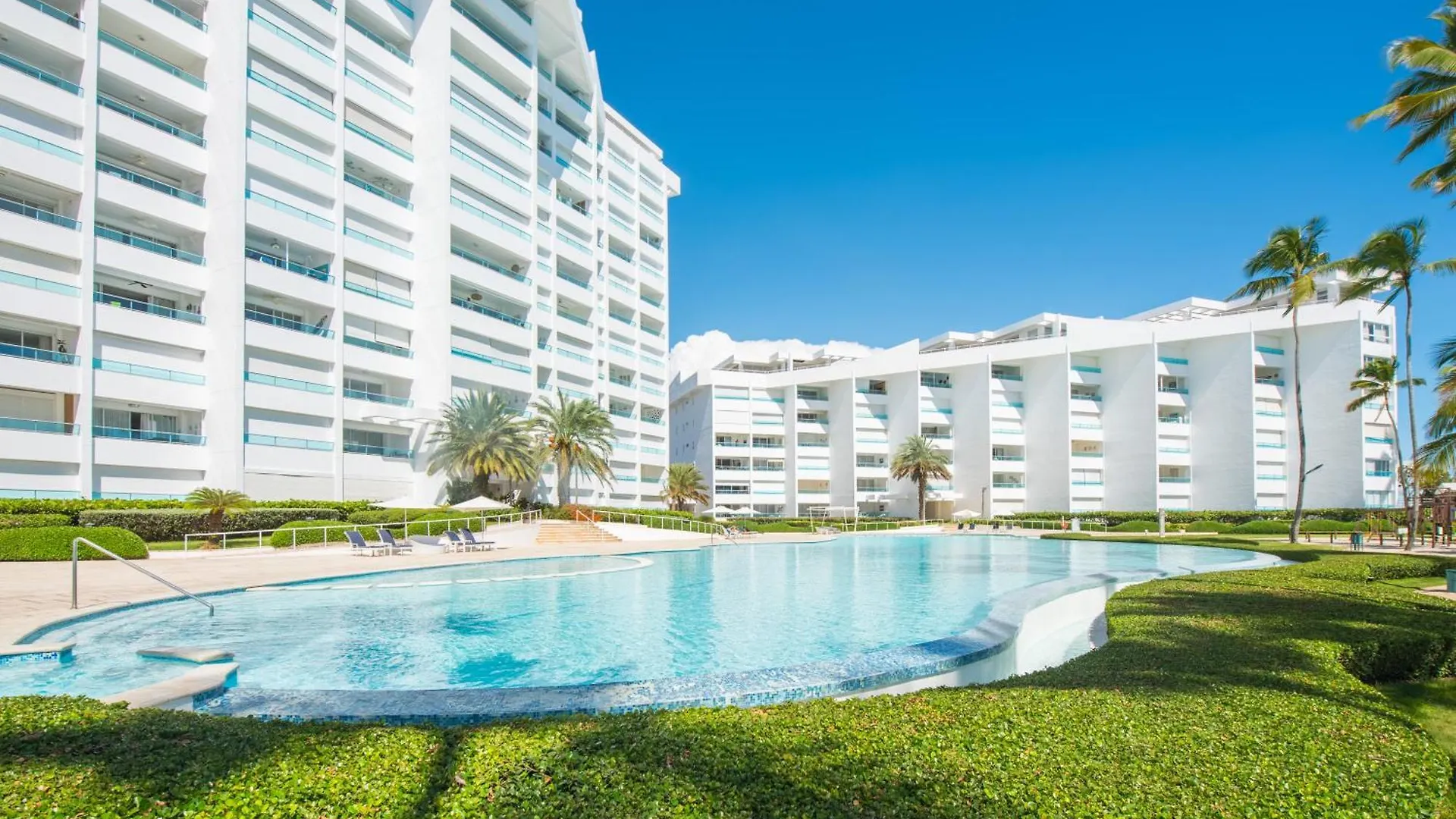 Luxe Beachfront Retreat With Pool, Gym & Private Beach Villa Del Mar Dominican Republic
